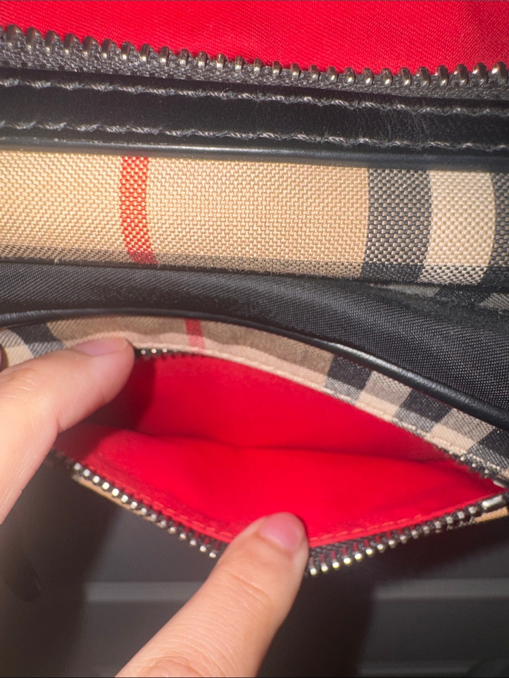 Burberry Beige Black Check Messenger Bag with Red Accents-made in china - Picture 3 of 7